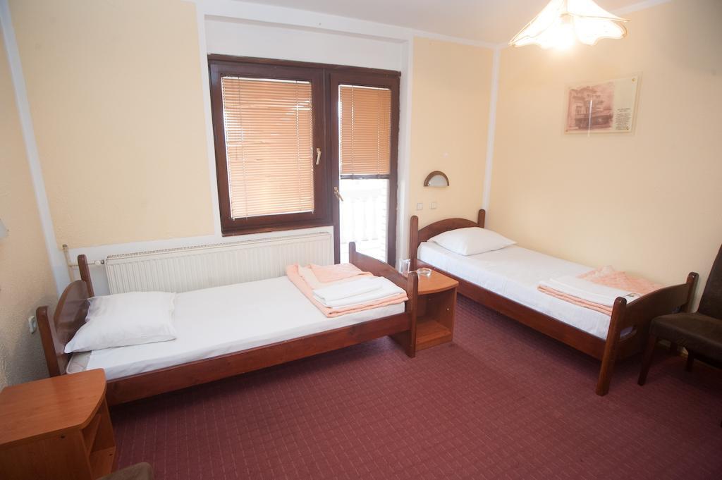 Hotel Extra Lion Md Nis Exterior photo