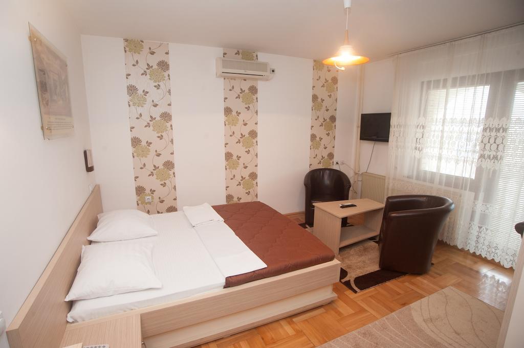 Hotel Extra Lion Md Nis Room photo